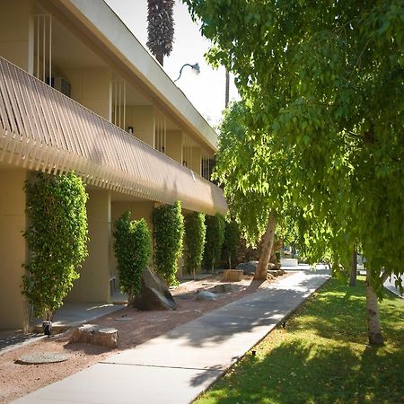 Days Inn By Wyndham Palm Springs Extérieur photo